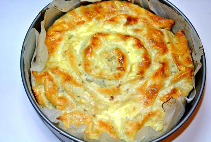 Вкуснейший мясной пирог в лаваше. Вкуснейший мясной пирог в лаваше.