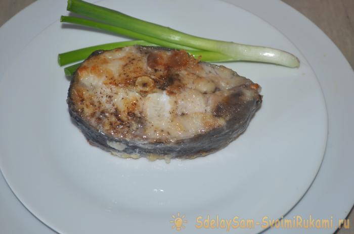 Как пожарить сома вкусно Как пожарить сома вкусно