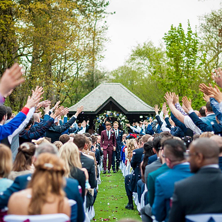 Чемпион мира по прыжкам в воду Том Дейли и обладатель "Оскара" Дастин Лэнс Блэк поженились
