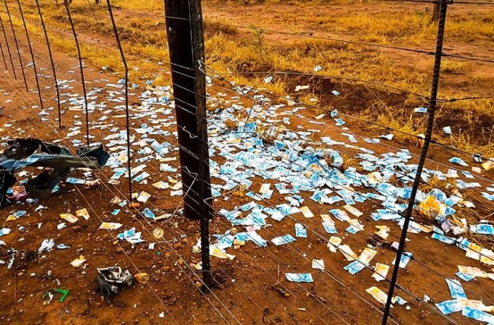 В ЮАР прошел настоящий денежный дождь В ЮАР прошел настоящий денежный дождь