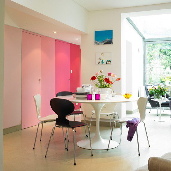 22 Clever Ideas of Ombre Interior Designs