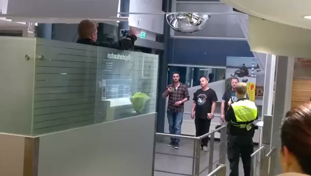 Русские мужики отожгли на финской границе Русские мужики отожгли на финской границе