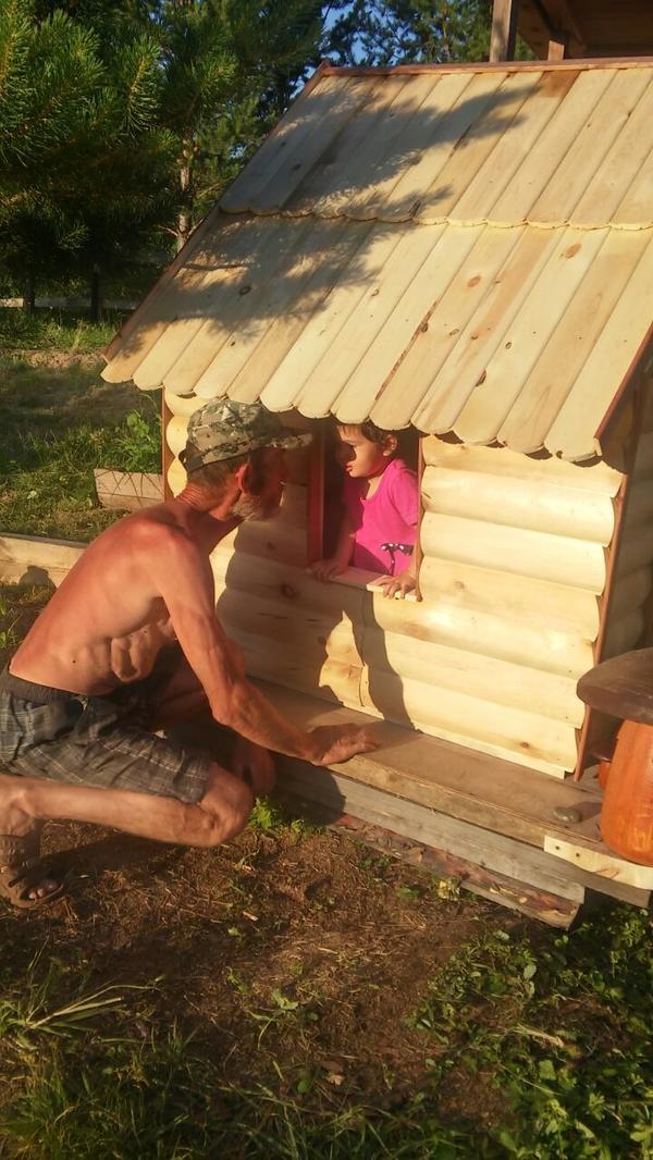 Записки Старого ворчуна. Съездил к внучке в гости, сделал домик и песочницу Записки Старого ворчуна. Съездил к внучке в гости, сделал домик и песочницу