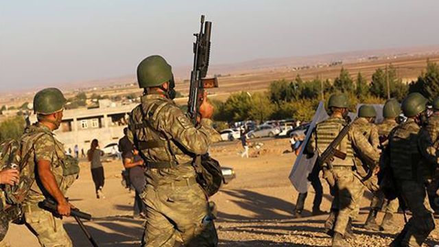 Курды опровергли сообщение о том, что войска Турции вошли в Африн