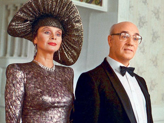 Любовь Полищук и Леонид Куравлев в фильме *Ширли-мырли*, 1995 | Фото: 7days.ru Неизвестная Любовь Полищук: непростые отношения с сыном, неудачи в кино, страх забвения