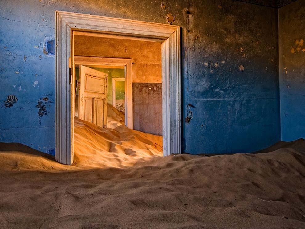 The 33 Most Beautiful Abandoned Places In The World 2