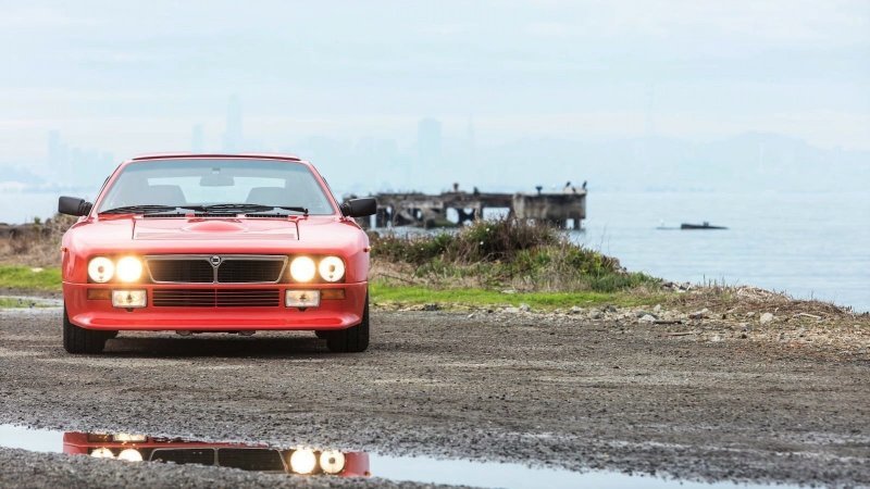 Lancia Rally 037 Stradale, построенная в начале 80-х для чемпионата мира по ралли (20 фото) Lancia Rally 037 Stradale, построенная в начале 80-х для чемпионата мира по ралли (20 фото)