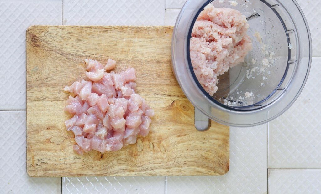 Куриные паровые котлеты (Chicken steamed cutlets)