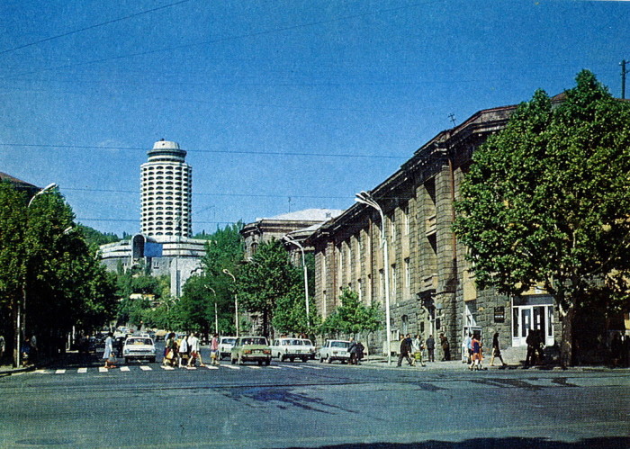  Колоритные фотографии из путешествия по Еревану в 1978 году. 