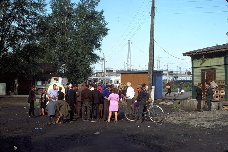 2126 СССР из окна поезда в 1975 году 