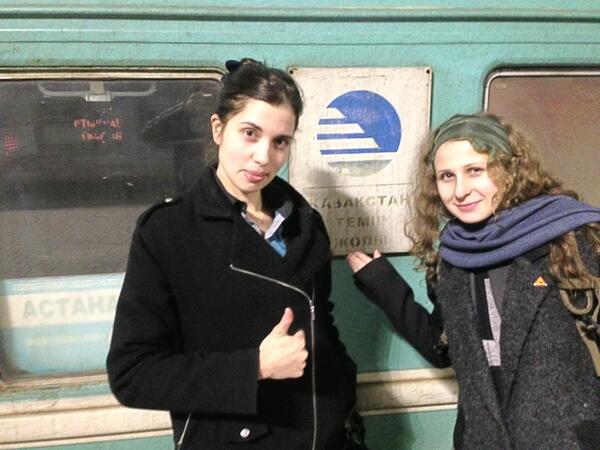 Pussy Riot намерены переехать в Казахстан