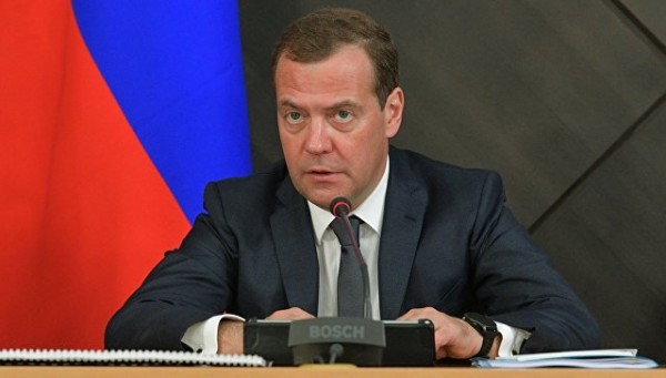 Реакция Медведева на слова Путина о пенсиях