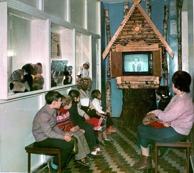 Апогей эпохи застоя! Как выглядела жизнь в СССР в 1981 году Апогей эпохи застоя! Как выглядела жизнь в СССР в 1981 году