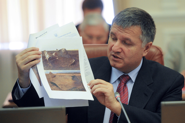 Только спустя год Асен Аваков (на фото) "разглядел" криминальные последствия "евромайдана". Фото: ANDRIY KRAVCHENKO/POOL/EPA