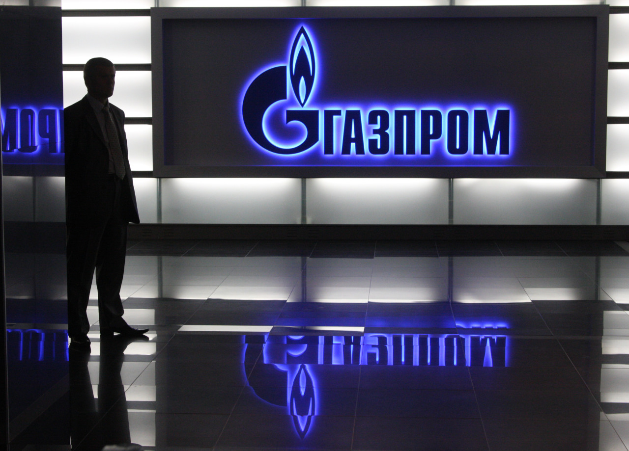 Прибыль "Газпрома" по РСБУ за 6 месяцев месяцев упала в 11 раз