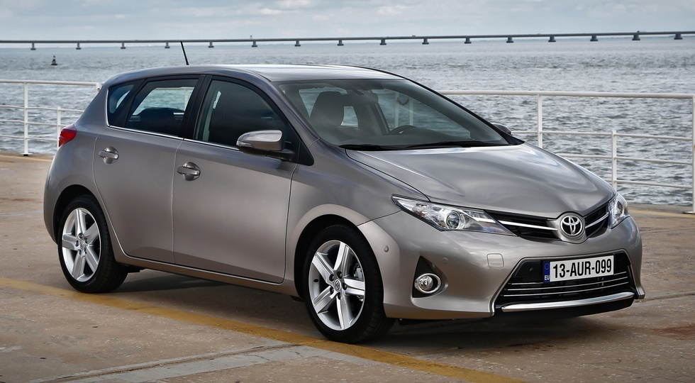 На фото: Toyota Auris'2012–15