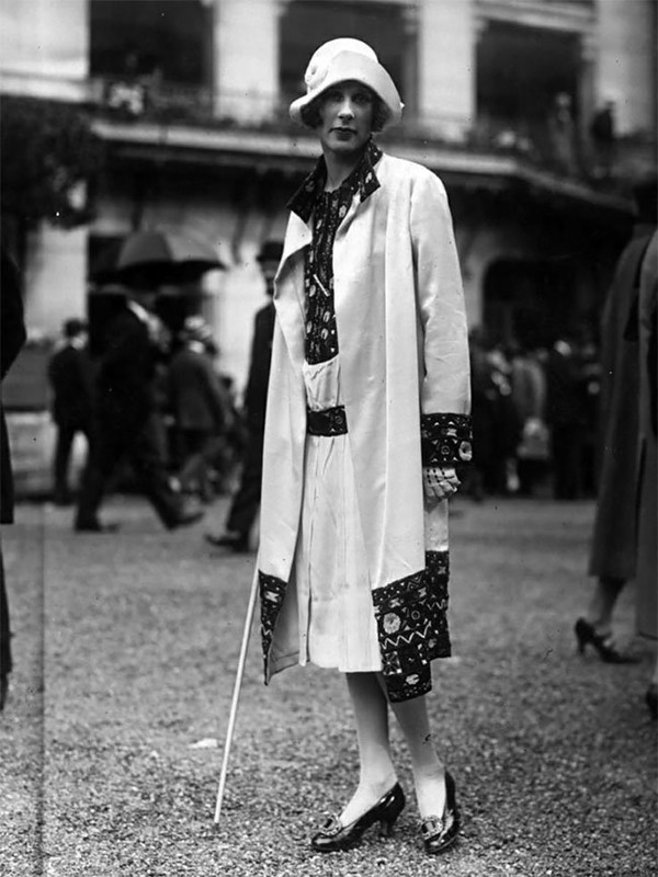 Женская мода 1920-х: винтажные фотографии, раскрывающие неповторимый уличный стиль прошлого Женская мода 1920-х: винтажные фотографии, раскрывающие неповторимый уличный стиль прошлого