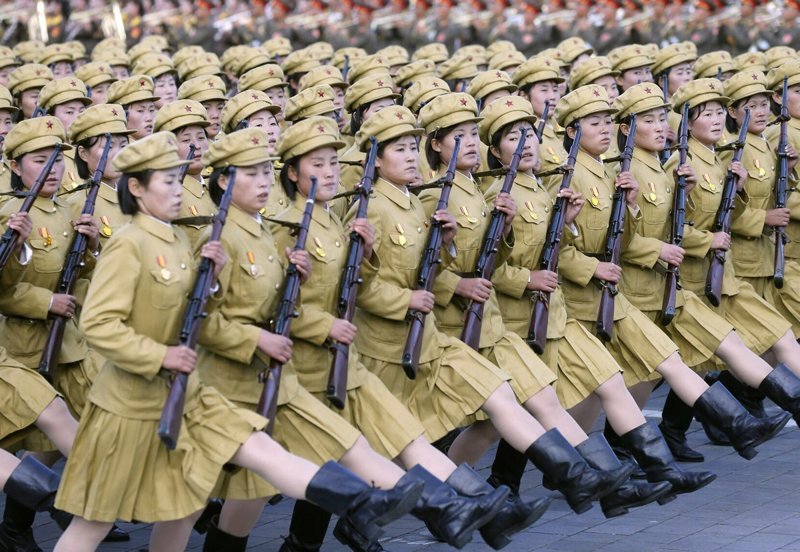 Пхеньян, Северная Корея Пхеньян, Северная Корея армия, в мире, военное, люди, парад, форма