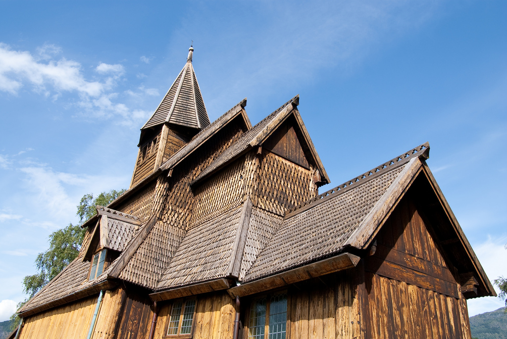 25 старинных деревянных зданий 25 старинных деревянных зданий