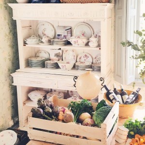 12-secrets-of-vintage-cupboard2-2