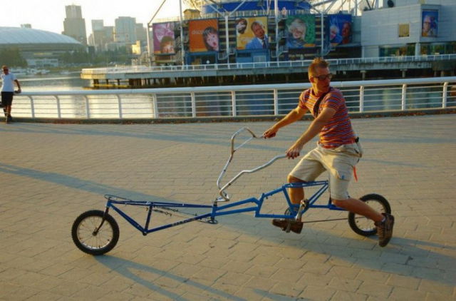 Черт побери, зачем они это сделали? (39 фото) imaginative and inventive bicycle modifications 640 03 Черт побери, зачем они это сделали? (39 фото)