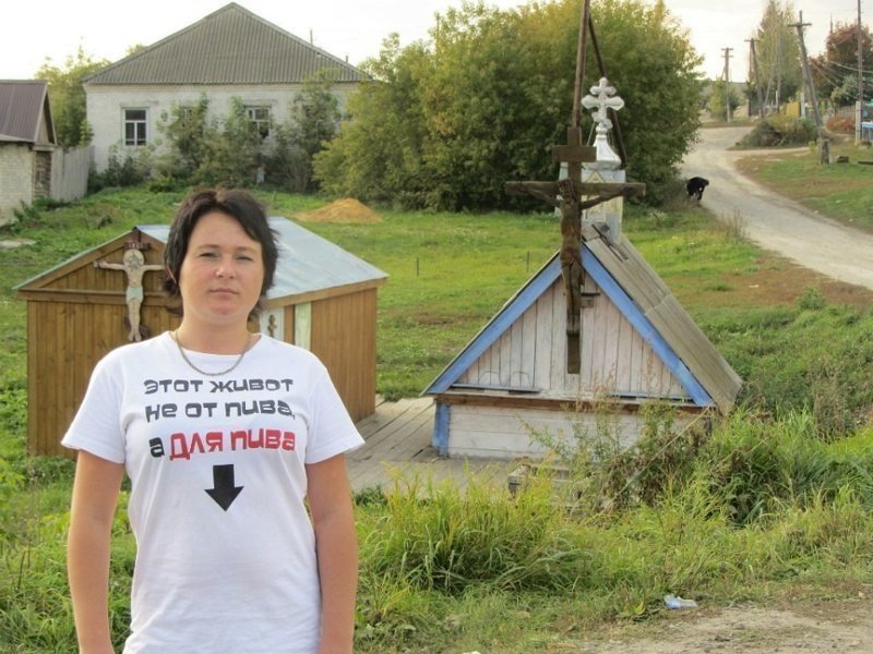 Сельские простушки, или как живется девушкам без пилинга и стретчинга Сельские простушки, или как живется девушкам без пилинга и стретчинга девушки, деревня, ествественность, прикол, село, юмор