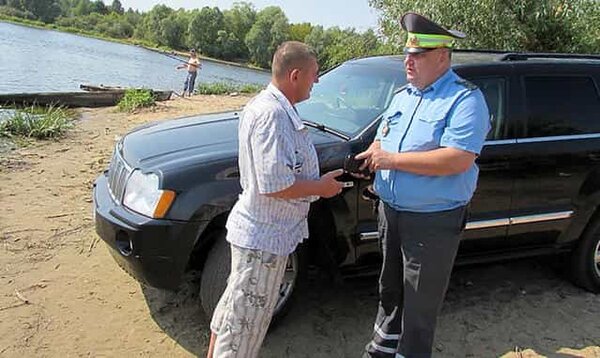 Протокол за машину на берегу реки в водоохранной зоне