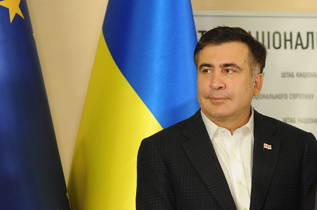 Прорыв Саакашвили: картонная вертикаль режима Порошенко может посыпаться