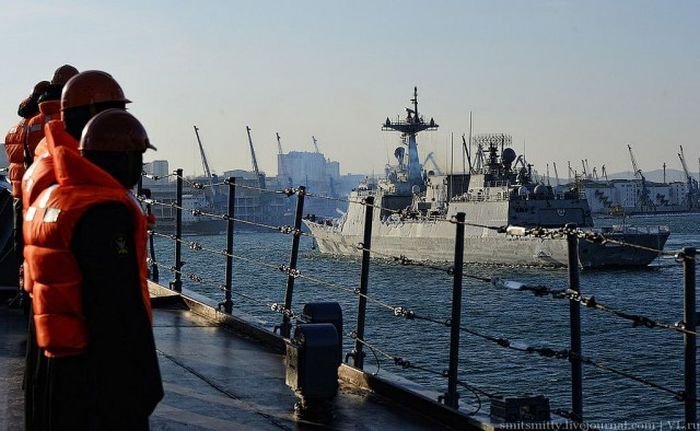 Во Владивосток пришли Корейские военные корабли