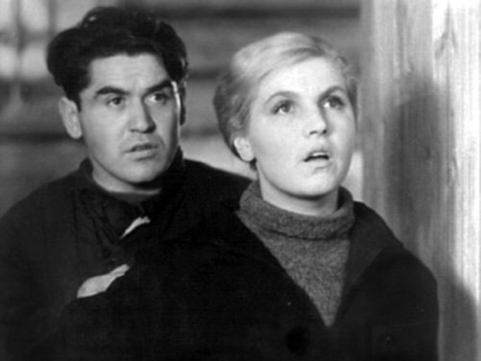 Кадр из фильма *Семеро смелых*, 1936 | Фото: kino-teatr.ru Кадр из фильма *Семеро смелых*, 1936 | Фото: kino-teatr.ru