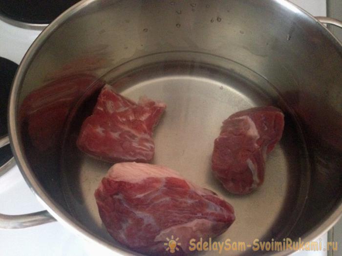Сытный и простой рецепт салата Мясной Сытный и простой рецепт салата Мясной