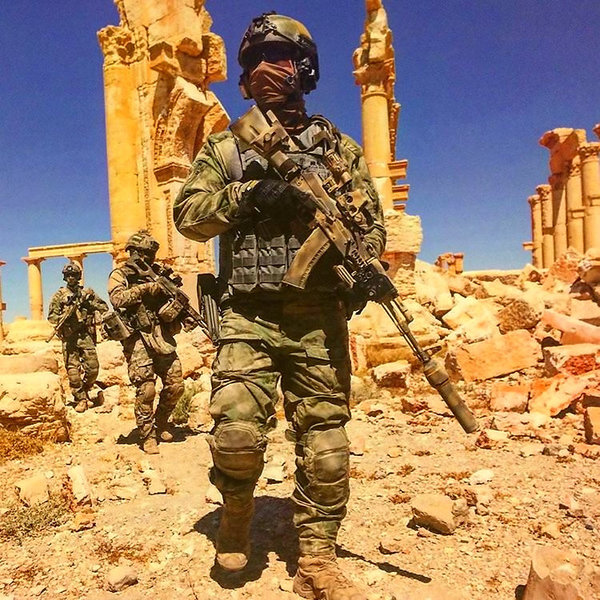 Иностранцы: о военнослужащих ССО России в Сирии Иностранцы: о военнослужащих ССО России в Сирии