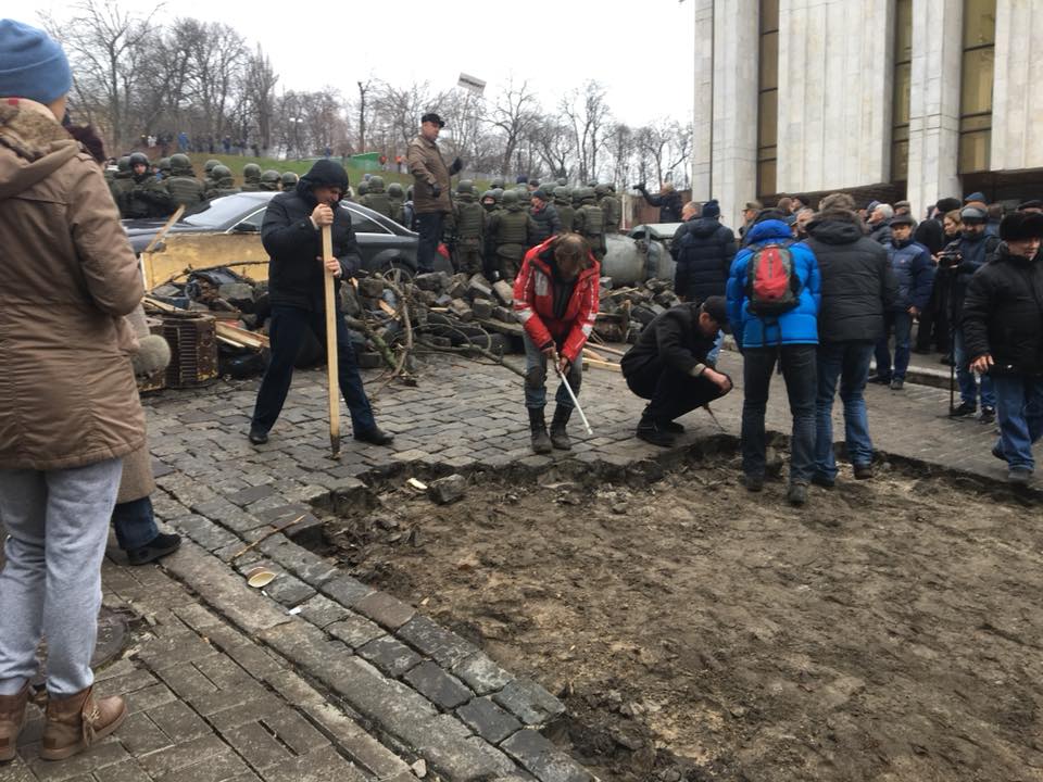 Саакашвили готовил майдан на деньги Кремля Саакашвили готовил майдан на деньги Кремля