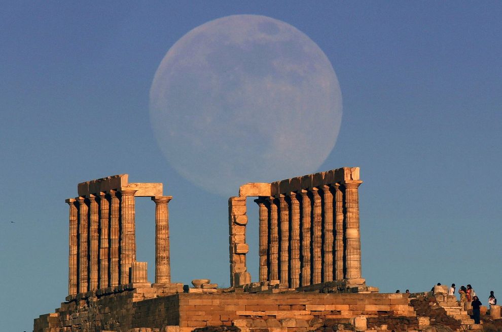 supermoon03 20 самых красивых фотографий «суперлуны» 2013