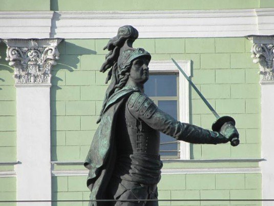 Кто построил Петербург? Кто построил Петербург?