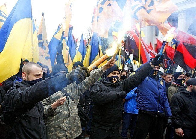 Украинские националисты снова кричат о военной победе над Россией Украинские националисты снова кричат о военной победе над Россией