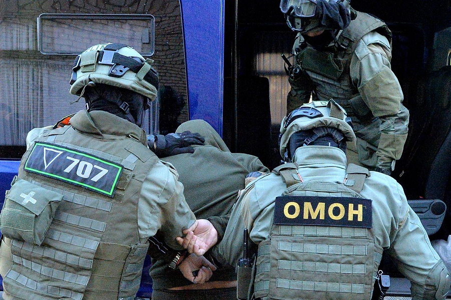 Задержание россиян в Белорусии, 29.07.20.png Не диверсанты, а непьющие охранники, которые опоздали на самолет