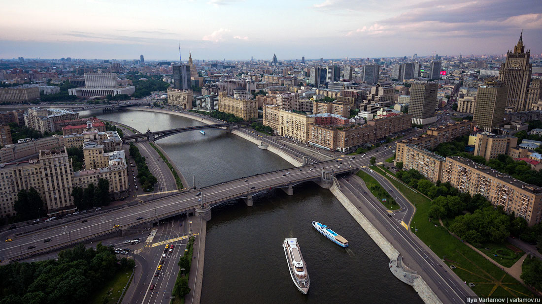 Полет Над Москвой Фото