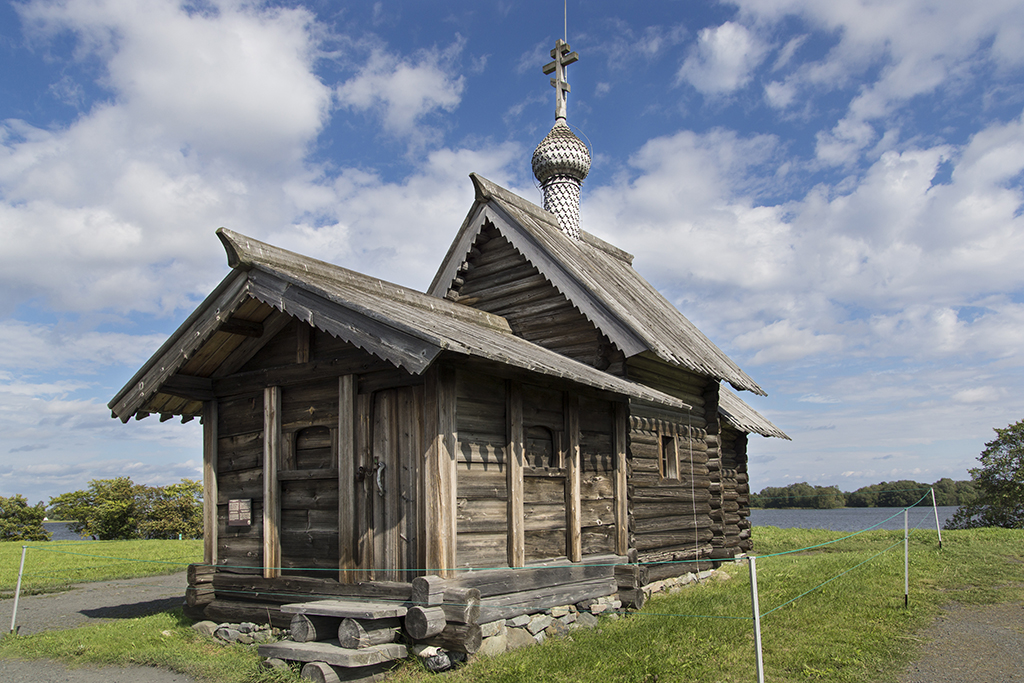 25 старинных деревянных зданий 25 старинных деревянных зданий