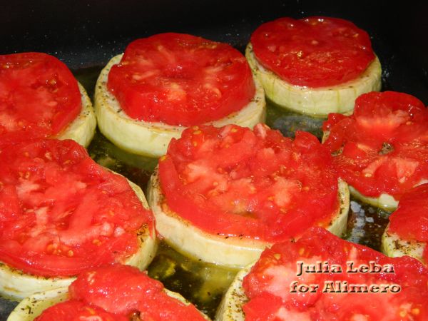 Мини-пицца на кабачке Мини-пицца на кабачке