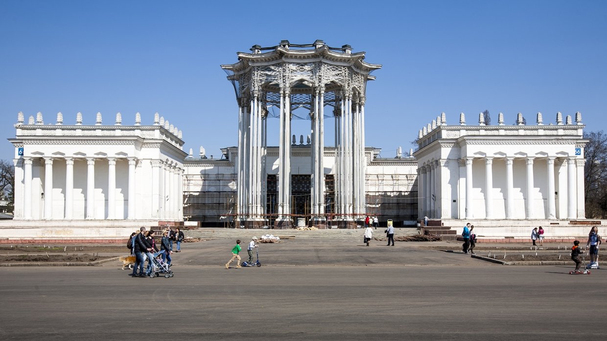 Власти Москвы рассказали, когда завершится реставрация павильона «Культура» на ВДНХ