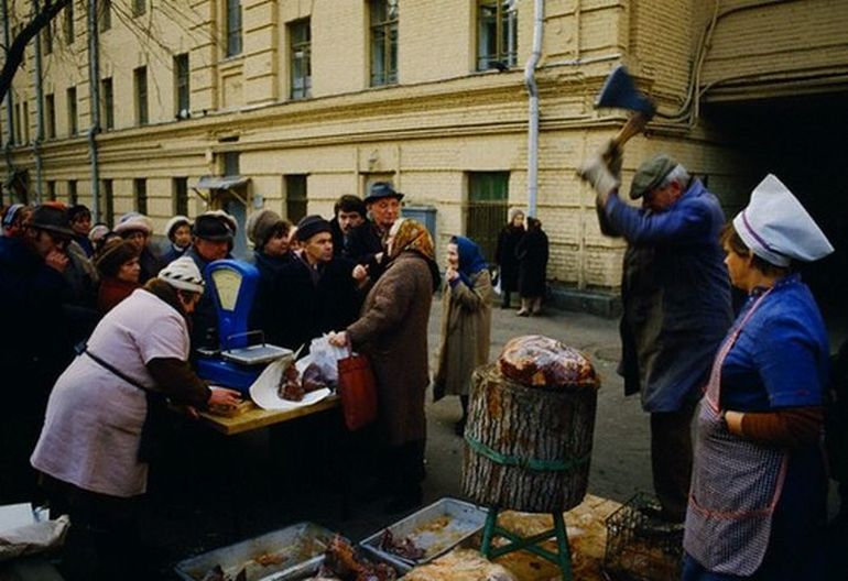Жизнь людей в СССР (127 фото)
