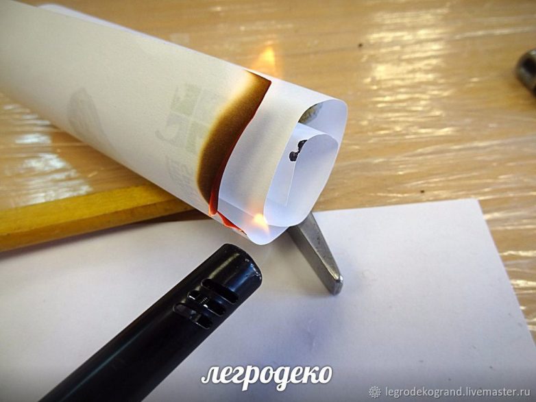 Ключница из деревянного ящика