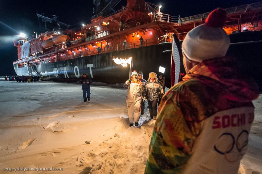 Олимпиада, огонь, факел, Северный Полюс