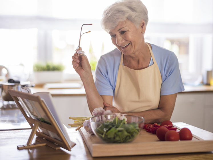 Названы оптимальные модели питания для здорового старения