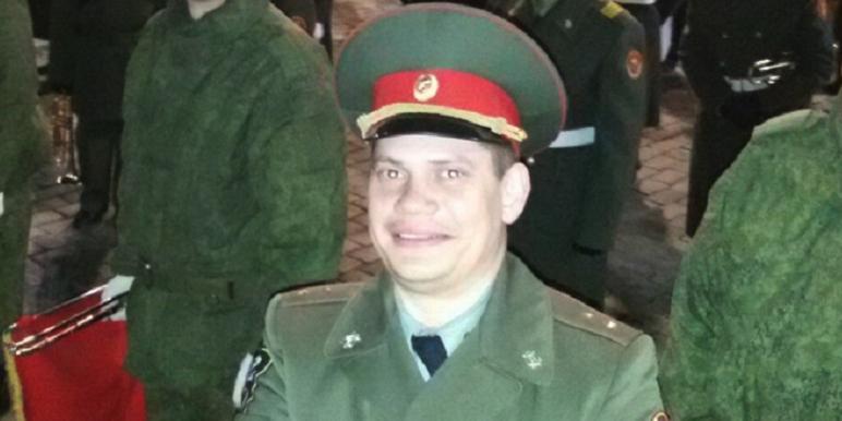 Прапорщик Росгвардии со свастикой