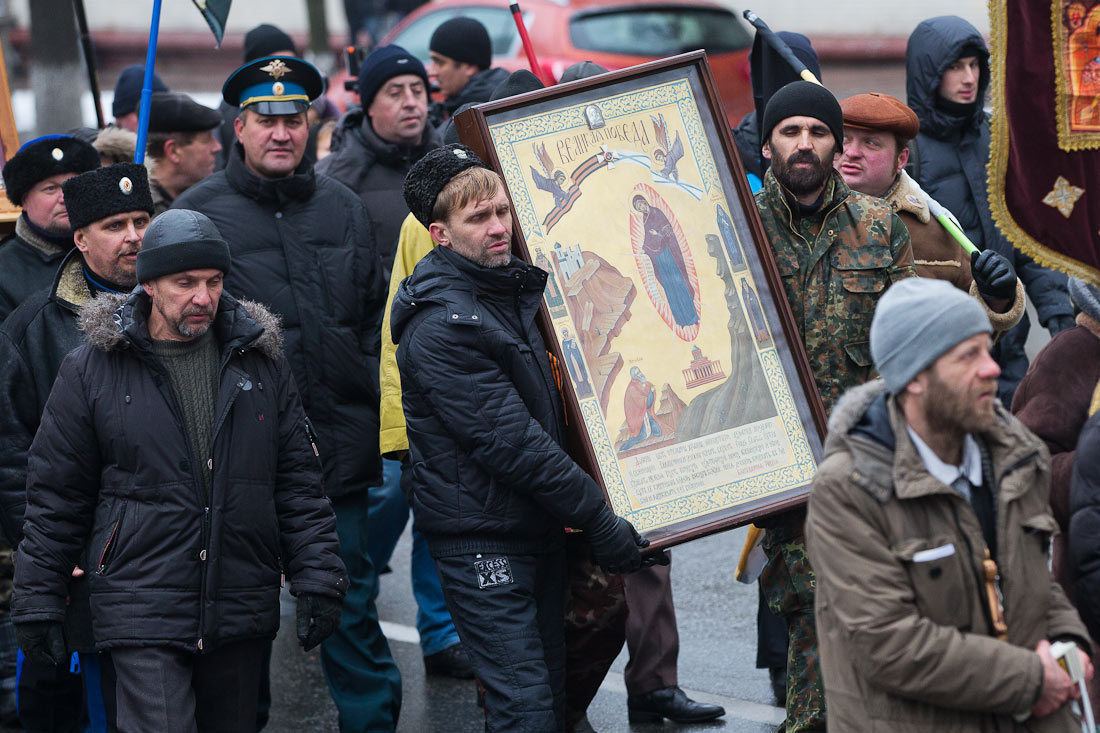 Крестный ход против Евросодома. Каким его увидел известный блогер Рустем Адагамов Крестный ход против Евросодома. Каким его увидел известный блогер Рустем Адагамов