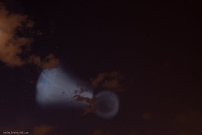 Необычное явление в небе над Астраханью (9 фото)