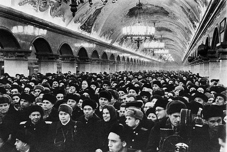 Жизнь людей в СССР (127 фото)