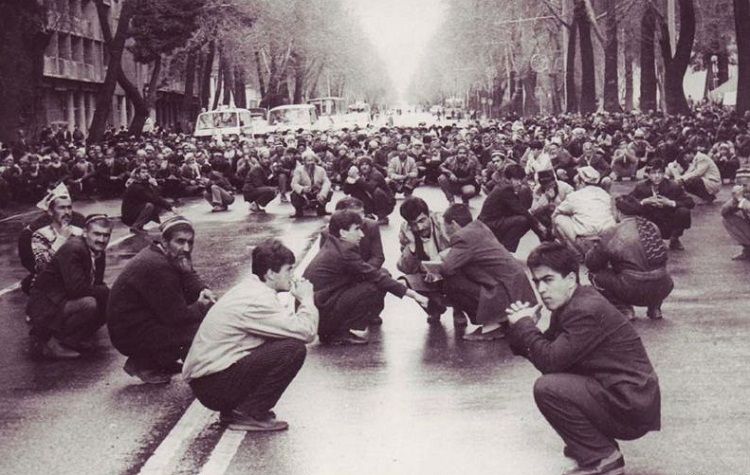 Митинг в феврале 1990 в Душанбе